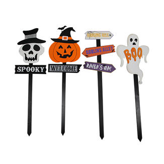 Wooden Halloween Scary Yard Signs